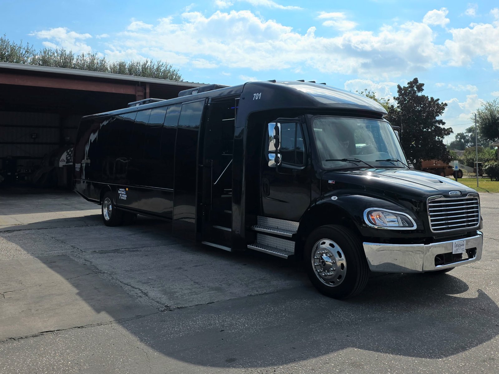 35 Passenger Minibus Houston